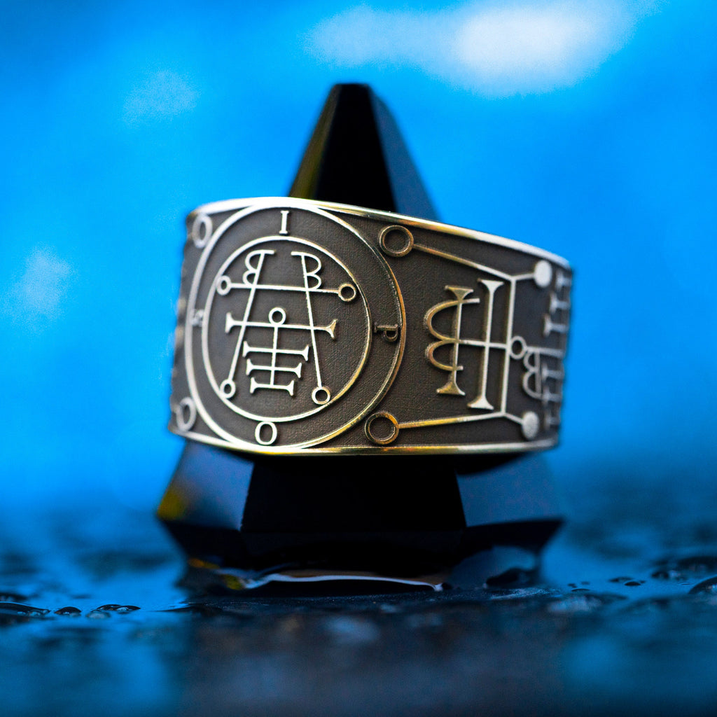 Mighty Prince Ipos Ring: Occult Seal, Sacred Geometry