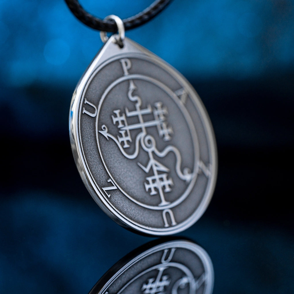 Pazuzu - Demon King of Wind and Storms, Sumerian and Assyrian demon pendant Mesopotamian Seal protection empowerment talisman occult magic