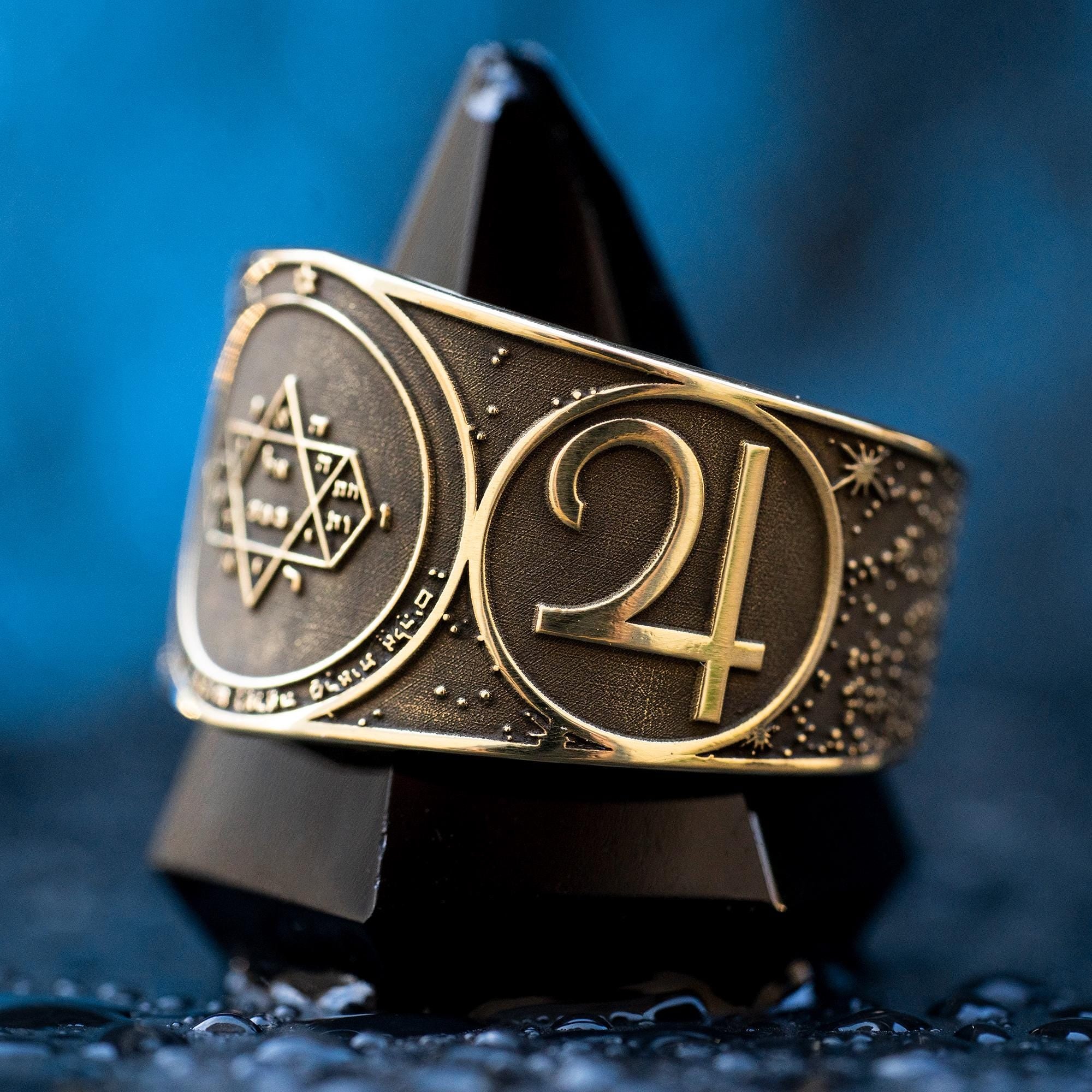 Goetia Fifth Pentacle of Jupiter Ring: Kabbalah Solomon Amulet