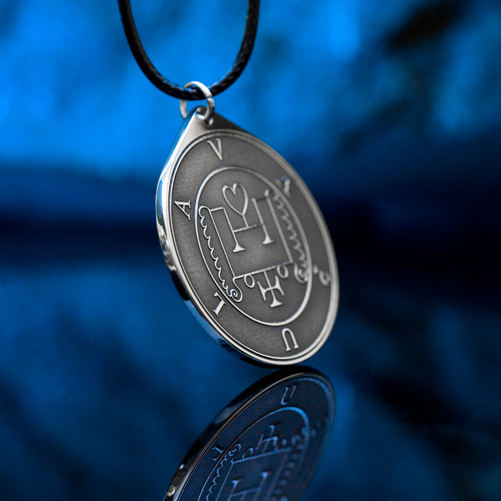 Vapula Seal Pendant