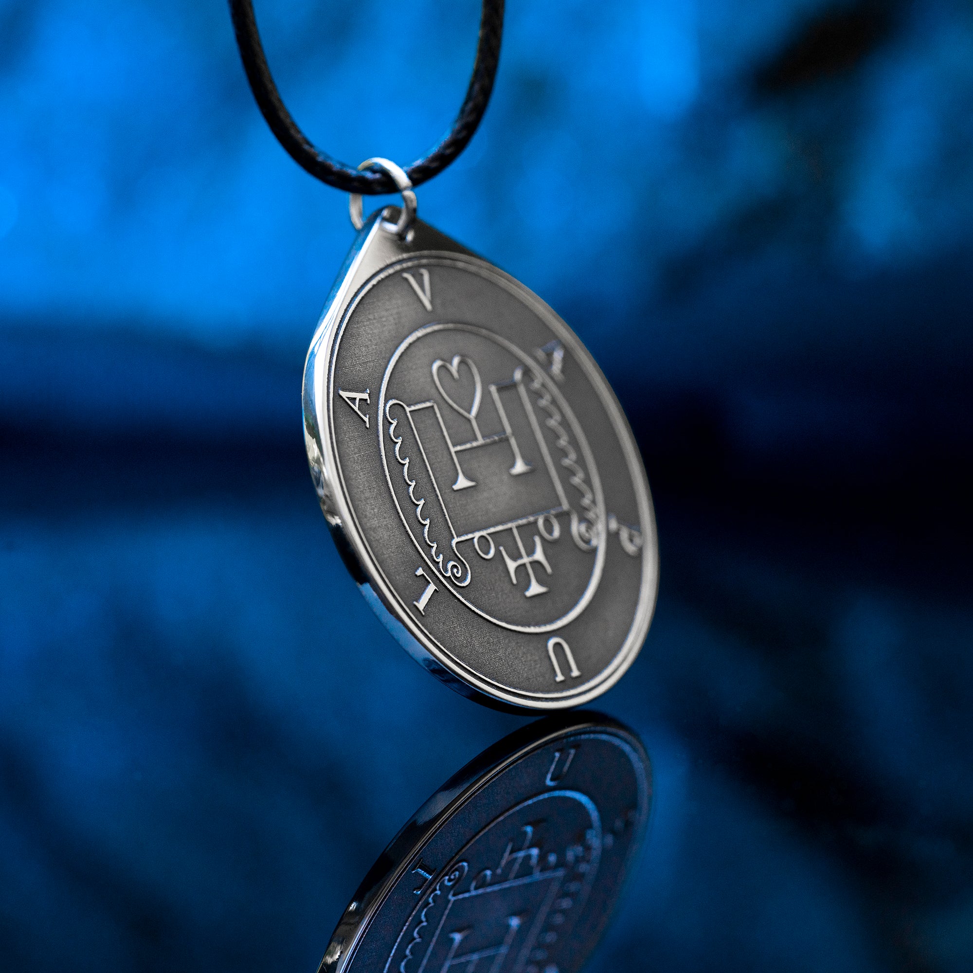 Vapula Seal Pendant