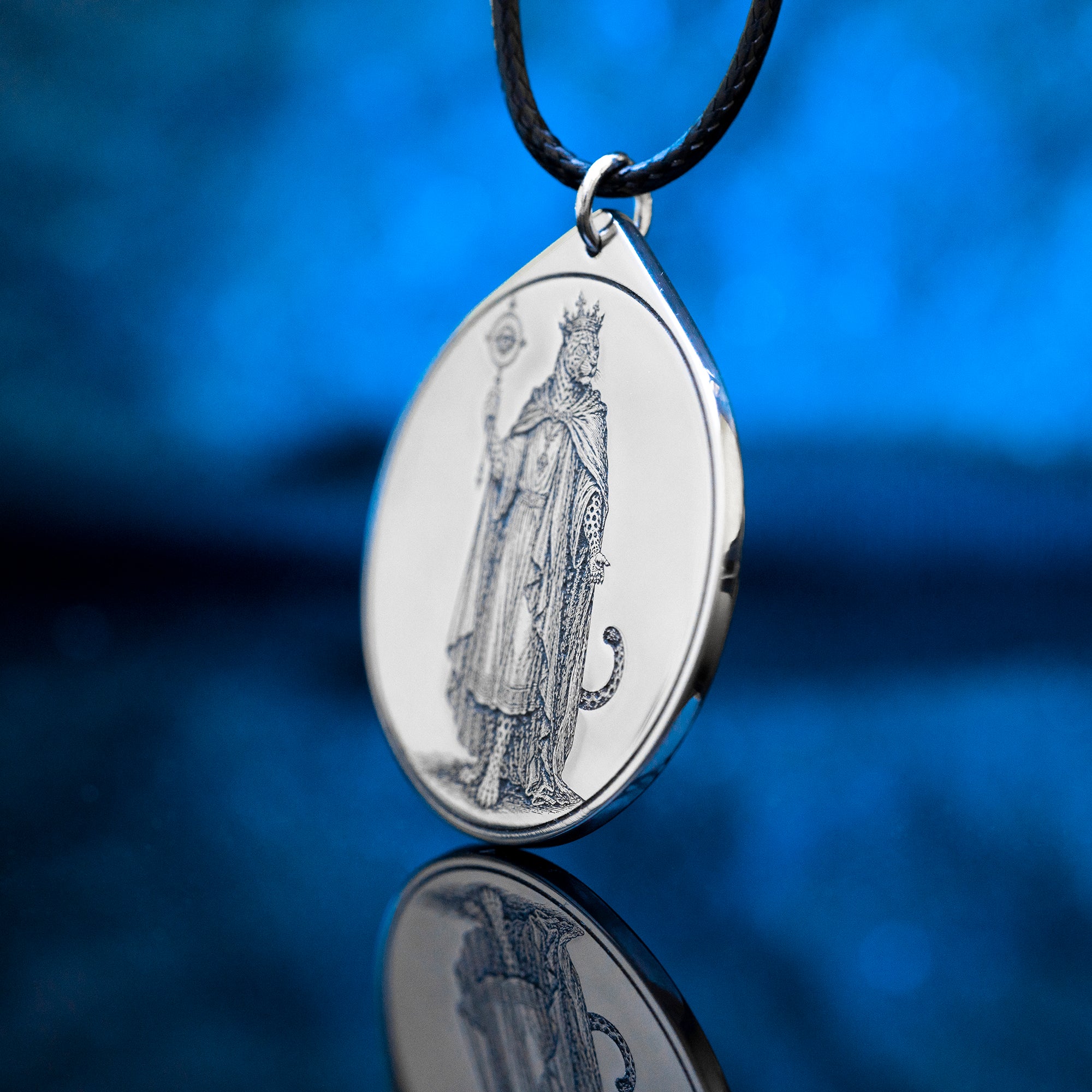 Ose Seal Pendant