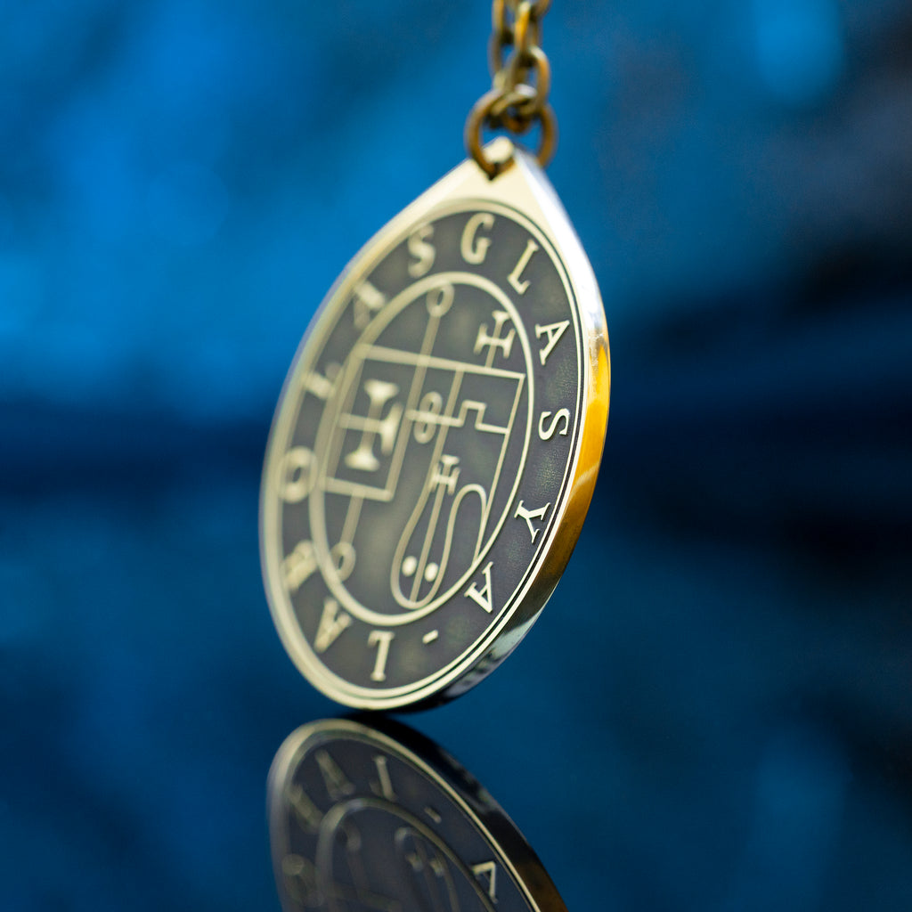 Glasya-Labolas seal pendant with engraved Ars Goetia sigil associated with arts, sciences, prophecy, and invisibility
