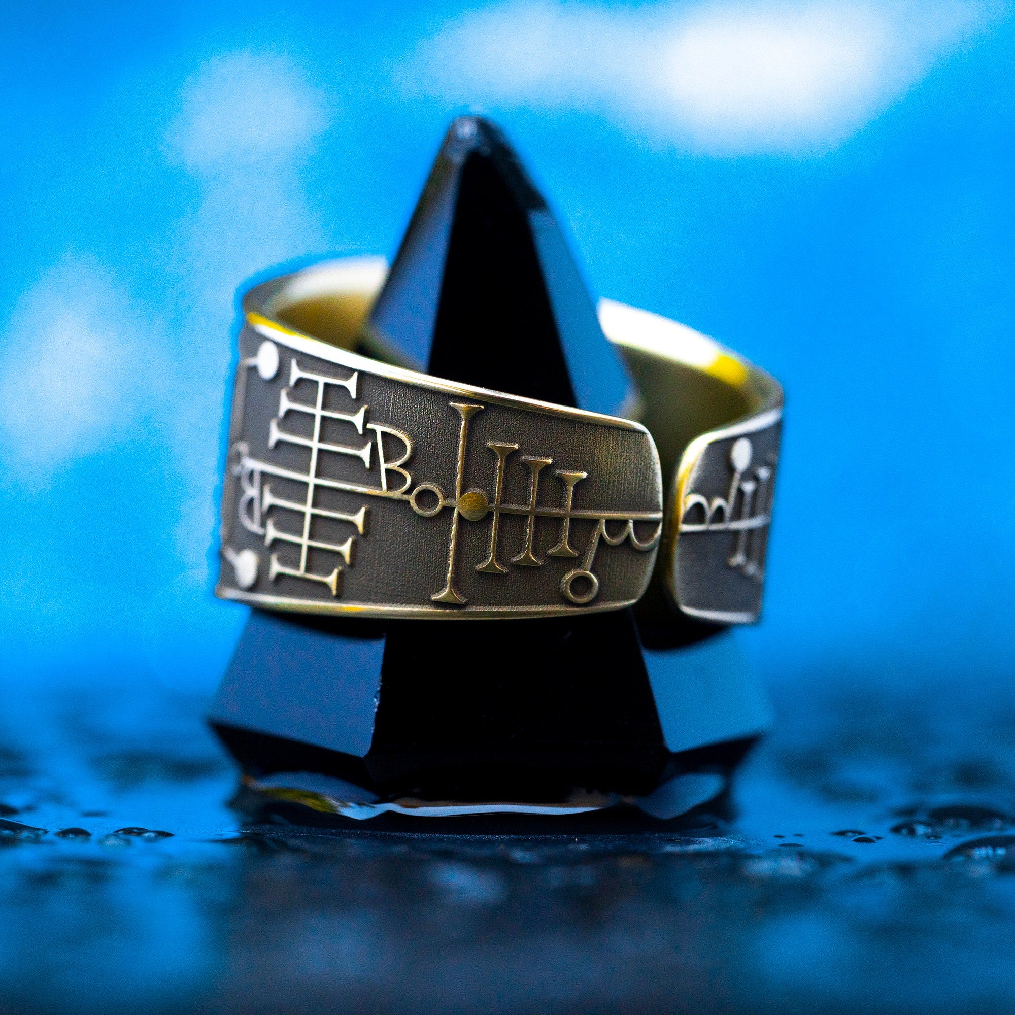 Mighty Prince Ipos Ring: Occult Seal, Sacred Geometry