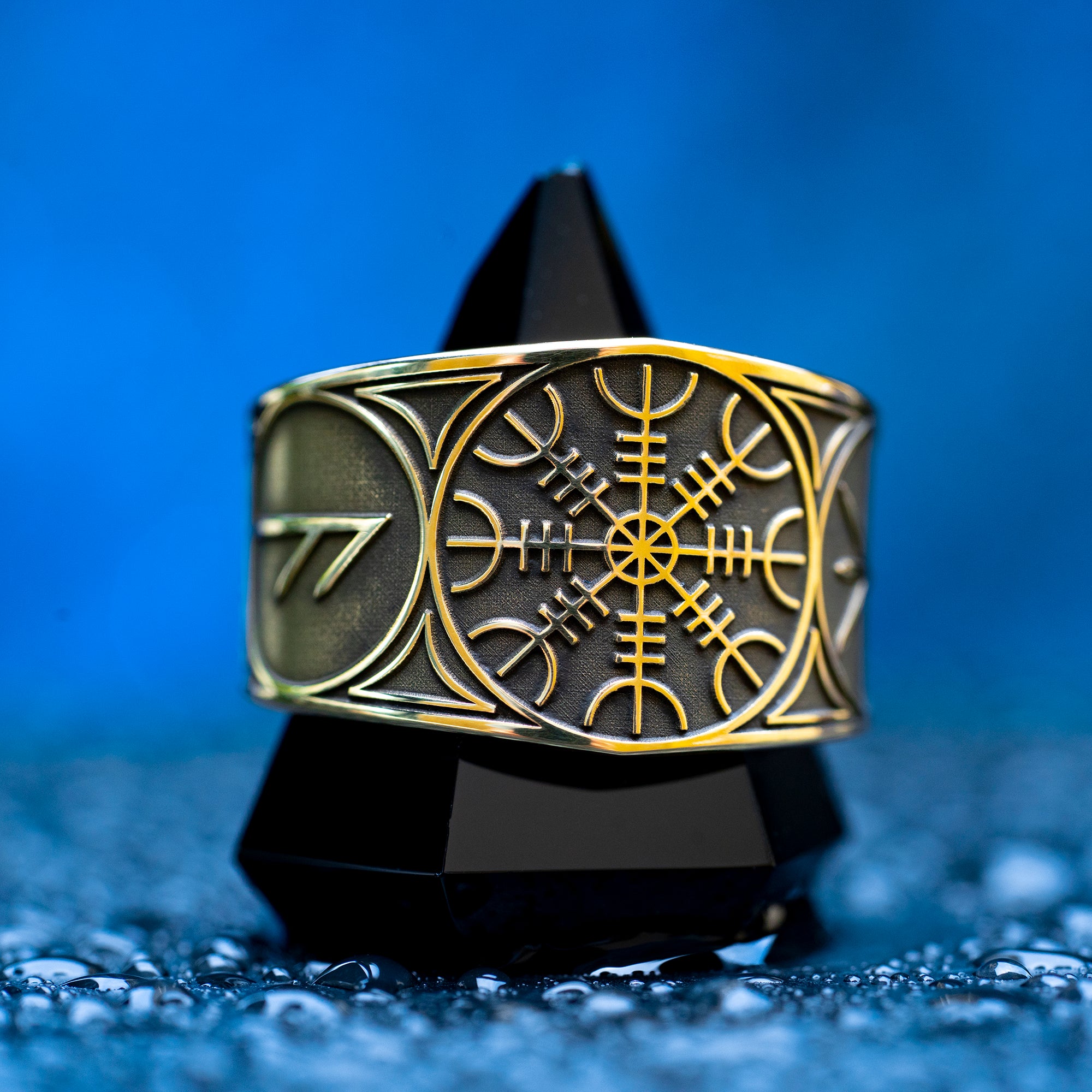 Helm of Awe ring with Ansuz and Algiz runes engraved as a Norse protection talisman
