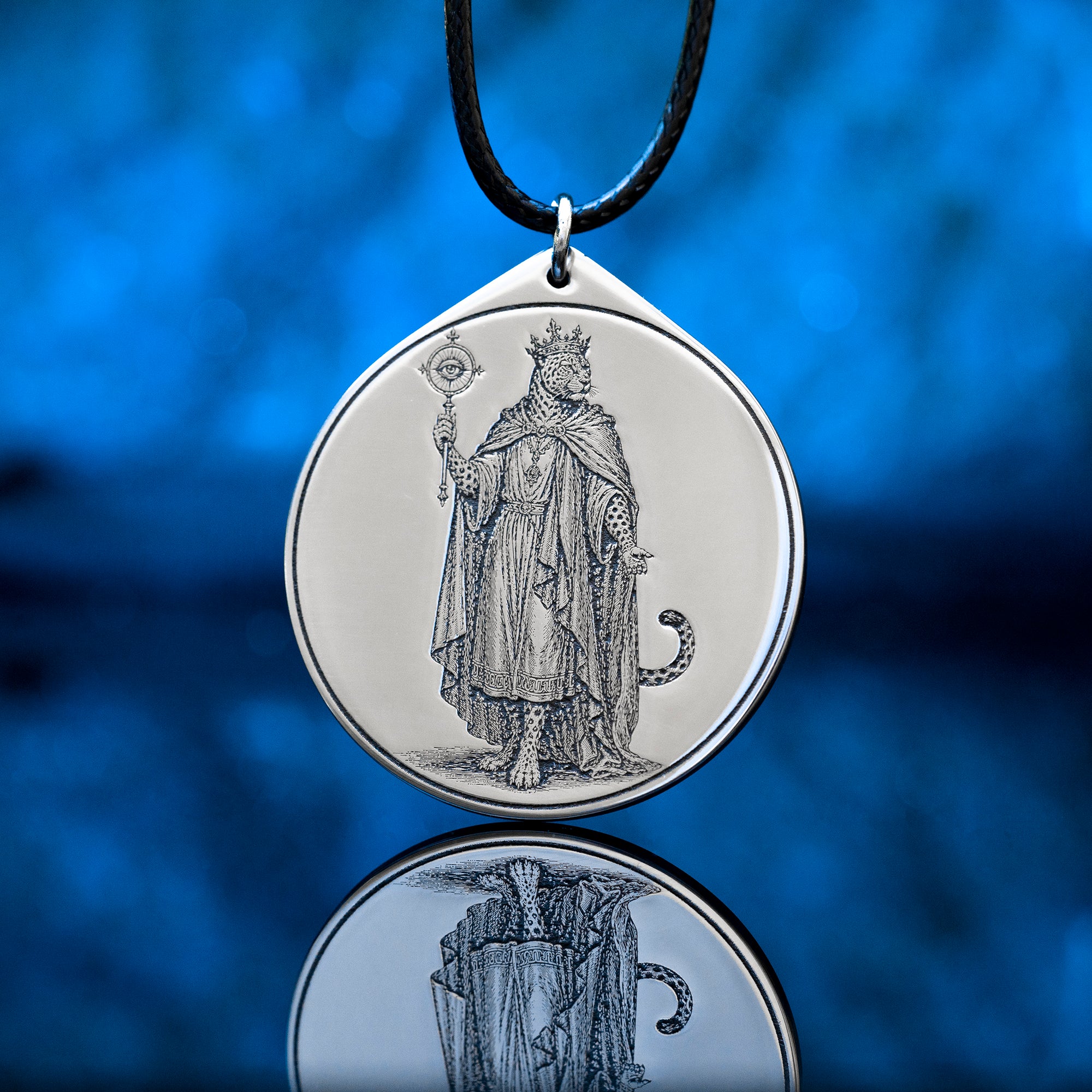 Ose Seal Pendant