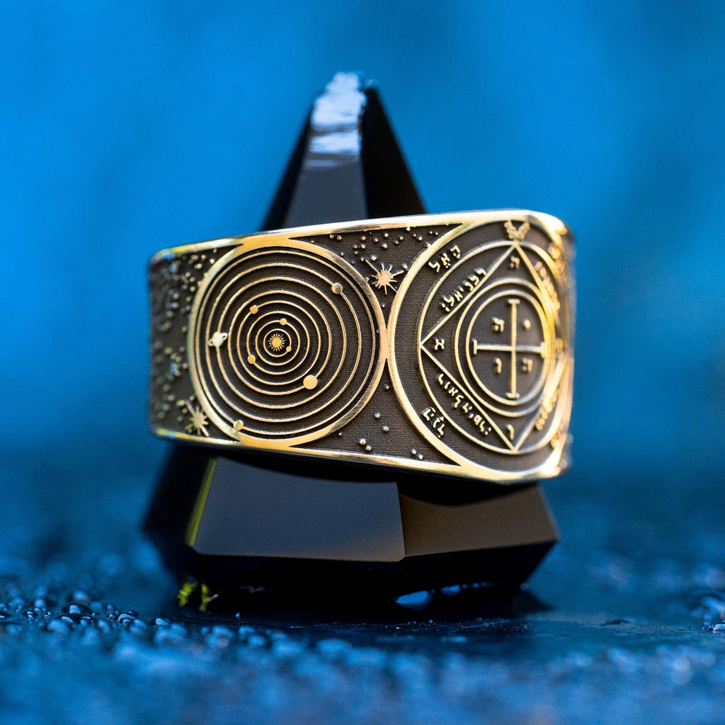 Fifth Pentacle of Saturn Ring: Goetia Solomon Kabbalah Amulet Talisman