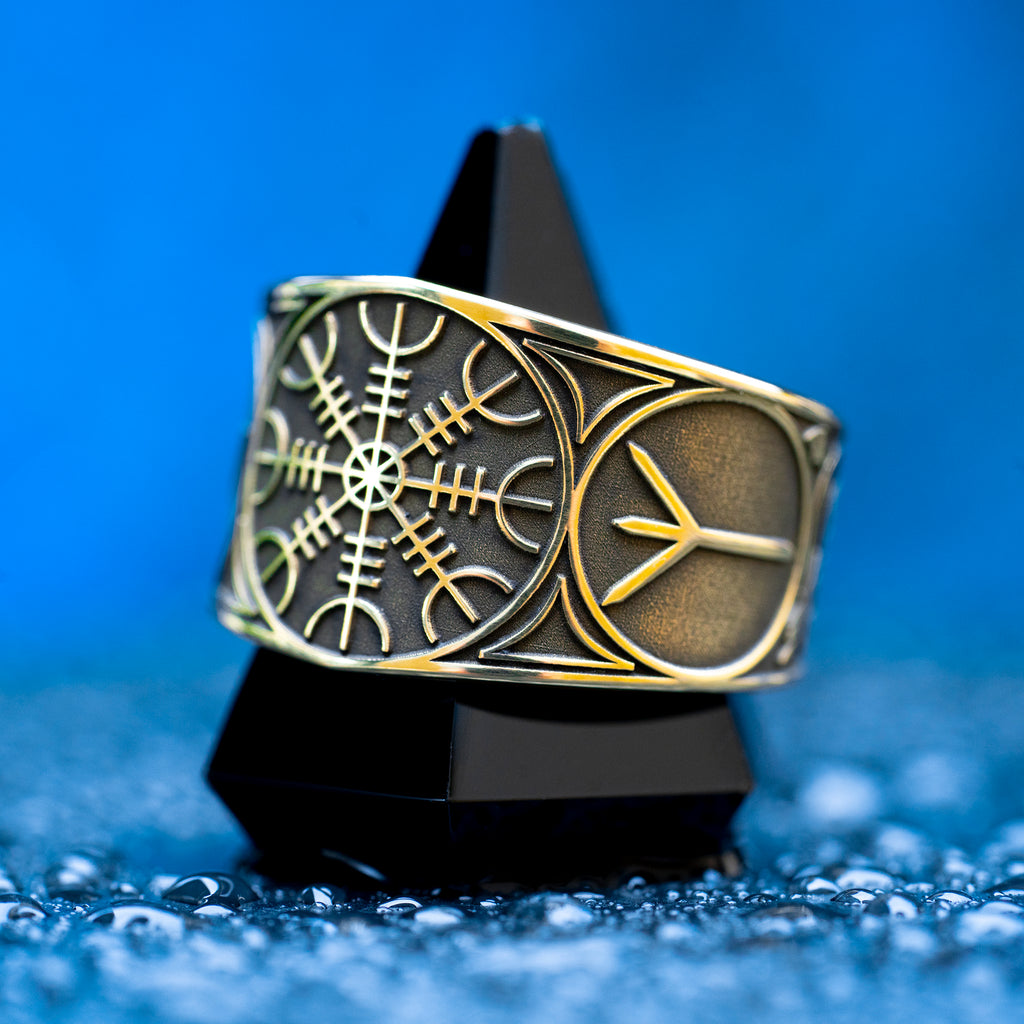 Helm of Awe ring with Ansuz and Algiz runes engraved as a Norse protection talisman