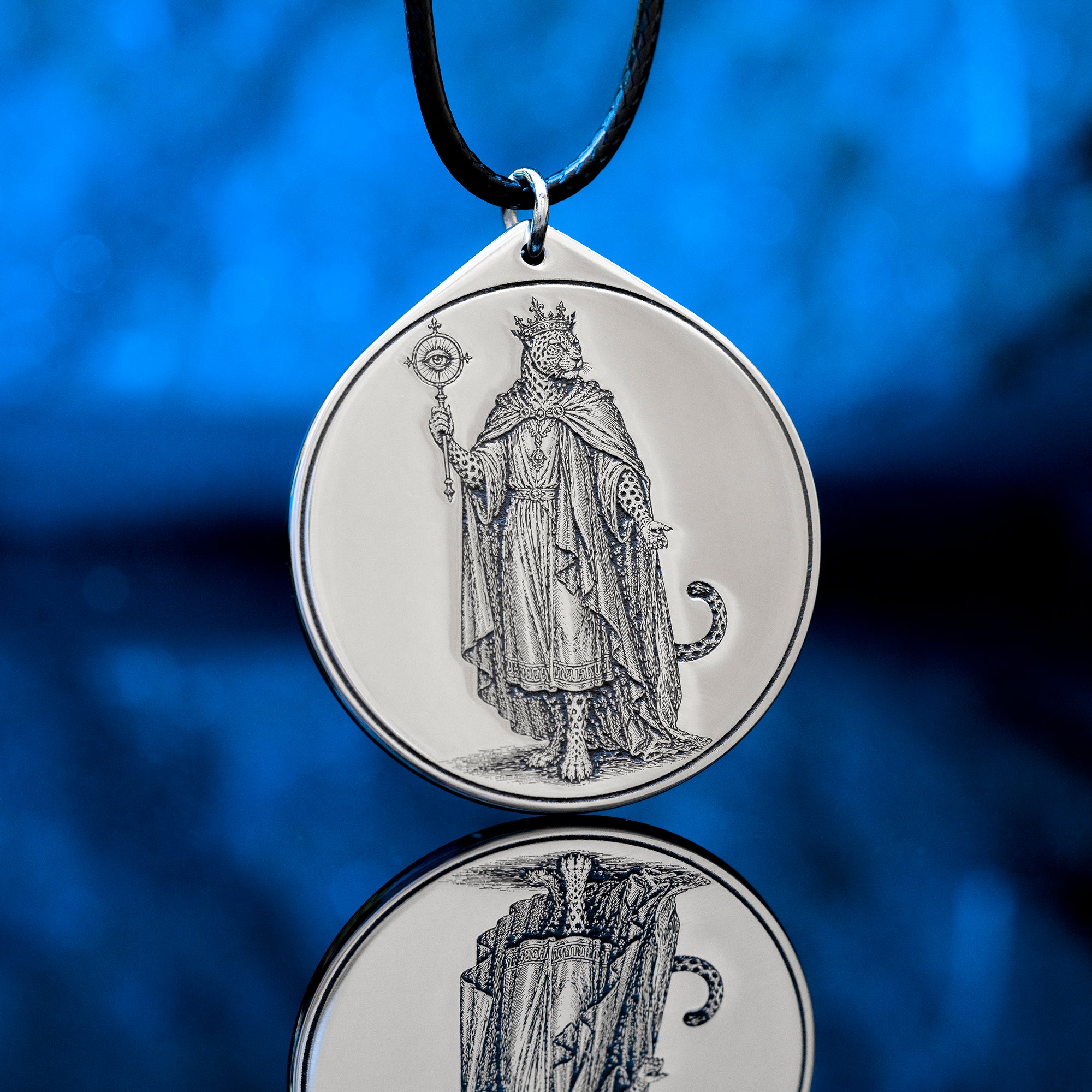 Ose Seal Pendant