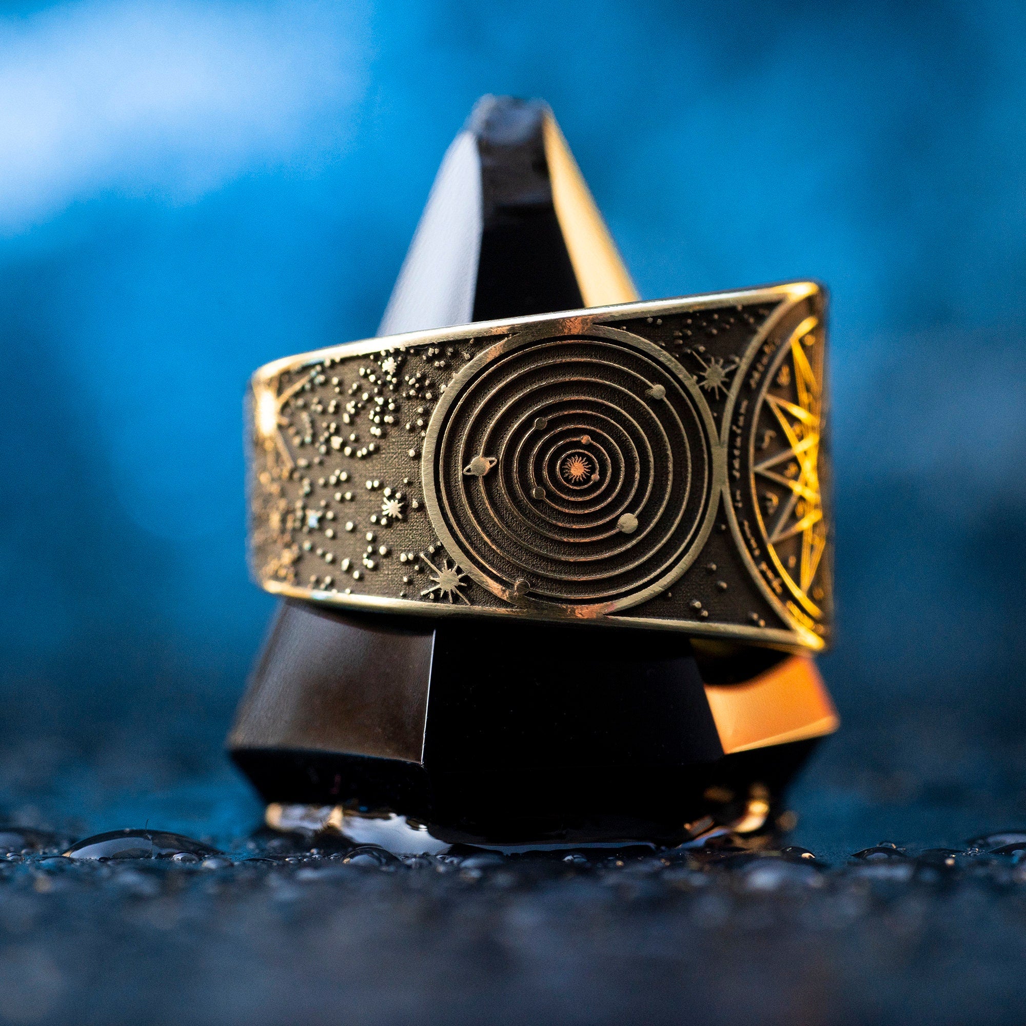 Goetia Fourth Pentacle of Mercury Seal Ring: Kabbalah Amulet Talisman - Adjustable Brass