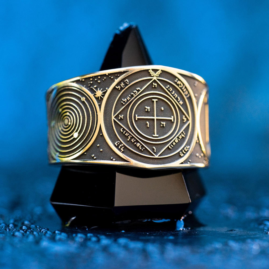 Fifth Pentacle of Saturn Ring: Goetia Solomon Kabbalah Amulet Talisman