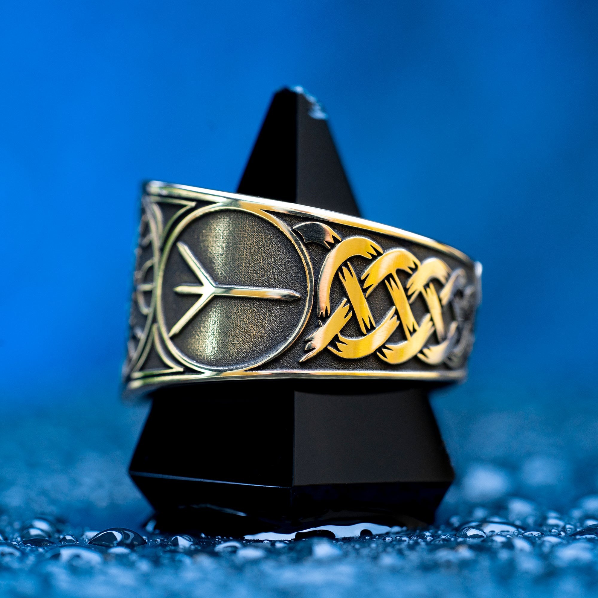Helm of Awe ring with Ansuz and Algiz runes engraved as a Norse protection talisman