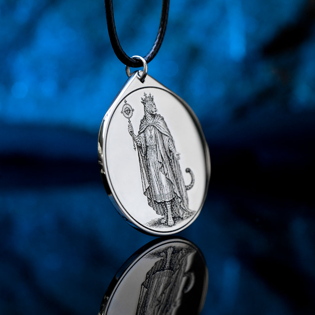 Ose Seal Pendant
