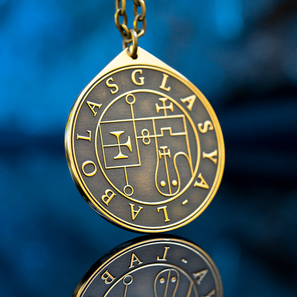 Glasya-Labolas seal pendant with engraved Ars Goetia sigil associated with arts, sciences, prophecy, and invisibility