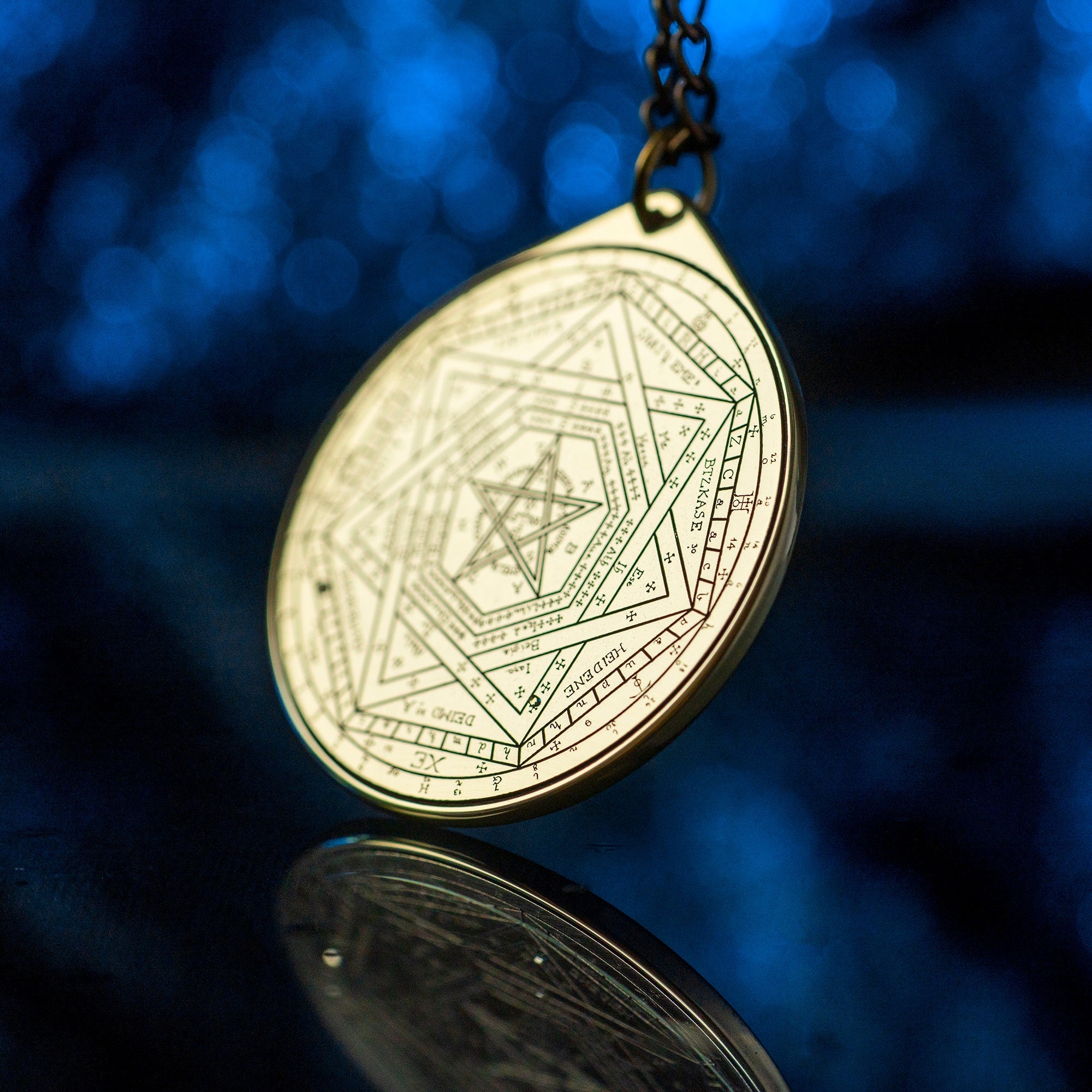 Enochian Great Tablet Seal of Truth Sigillum Dei Ameth Solomon kabbalah pendant magic goetia