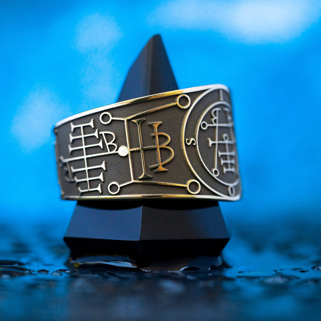 Mighty Prince Ipos Ring: Occult Seal, Sacred Geometry