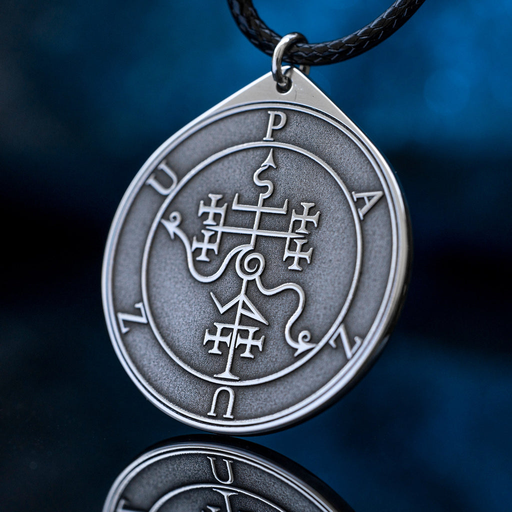 Pazuzu - Demon King of Wind and Storms, Sumerian and Assyrian demon pendant Mesopotamian Seal protection empowerment talisman occult magic