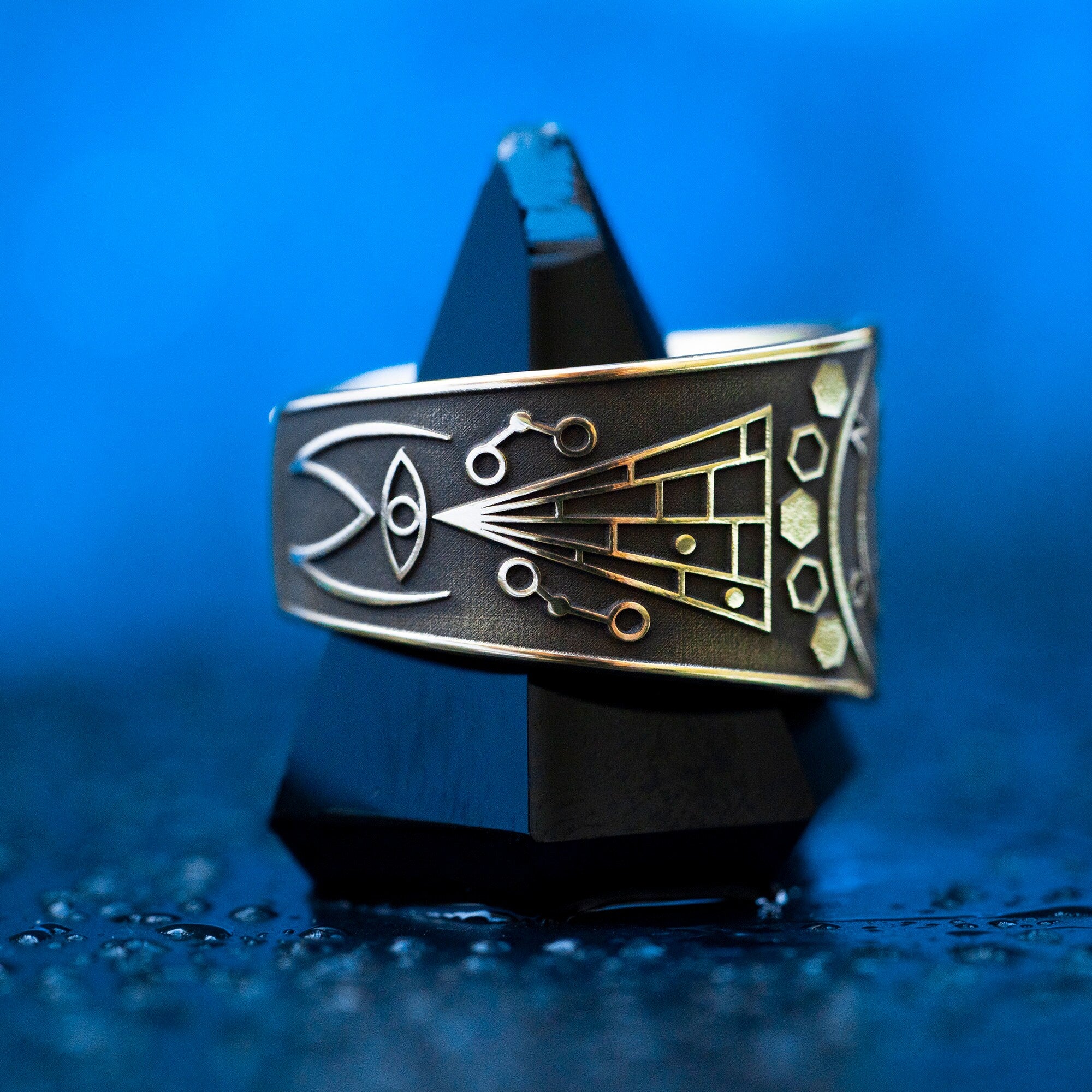 Mammon Spirit Ring: Adjustable Brass Occult Seal