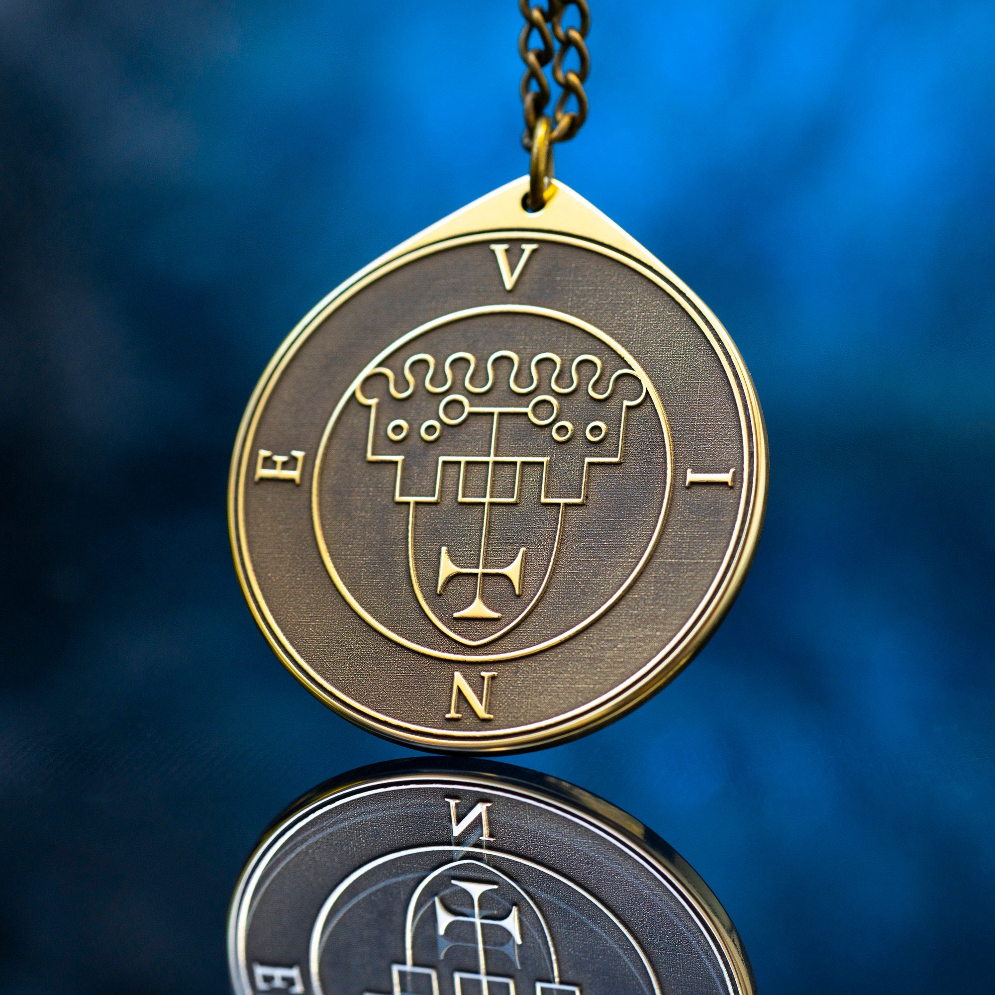 King Vine Seal Pendant: Lesser Key of Solomon Amulet