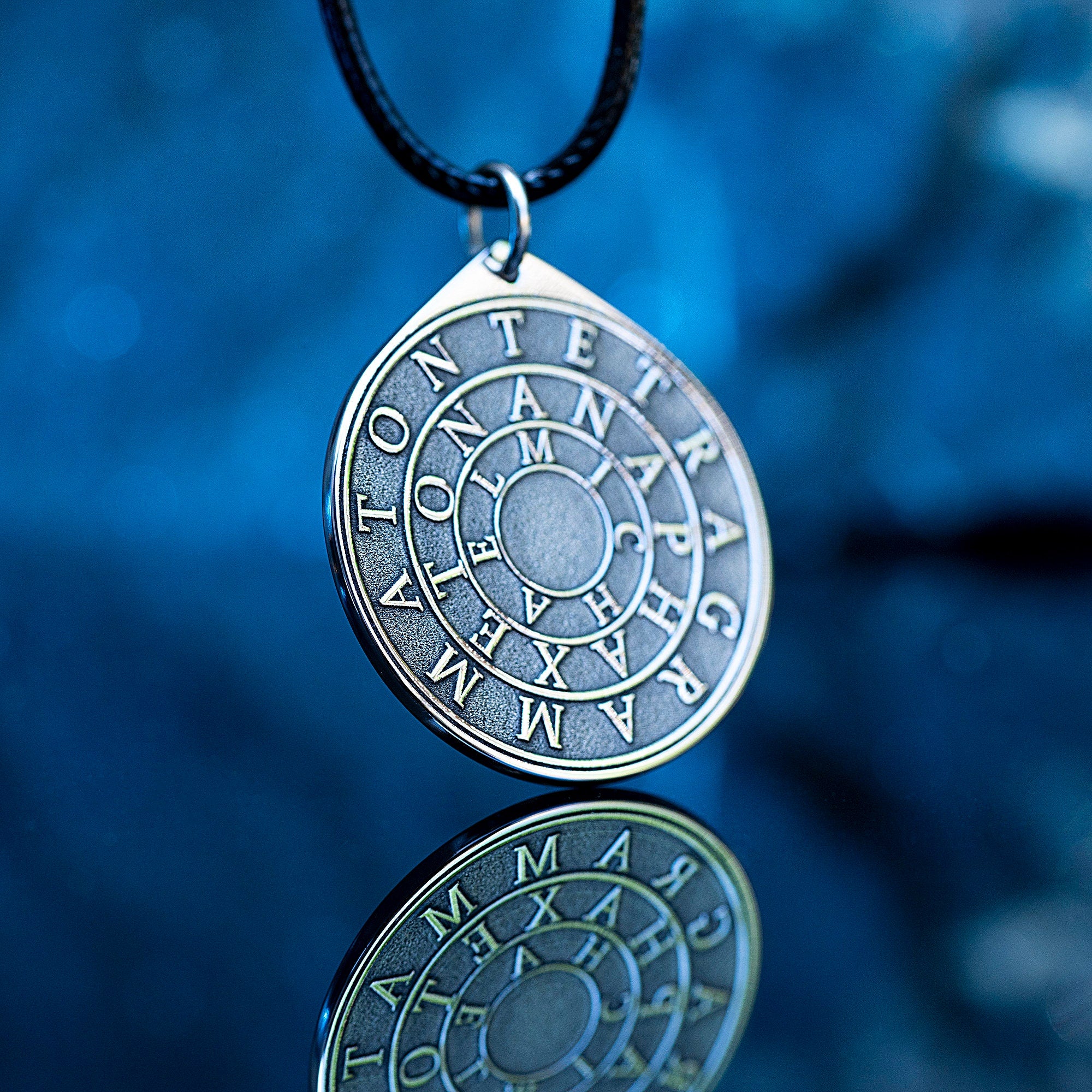Magic disc of Solomon Pendant: Sacred Geometry Kabbalah Amulet