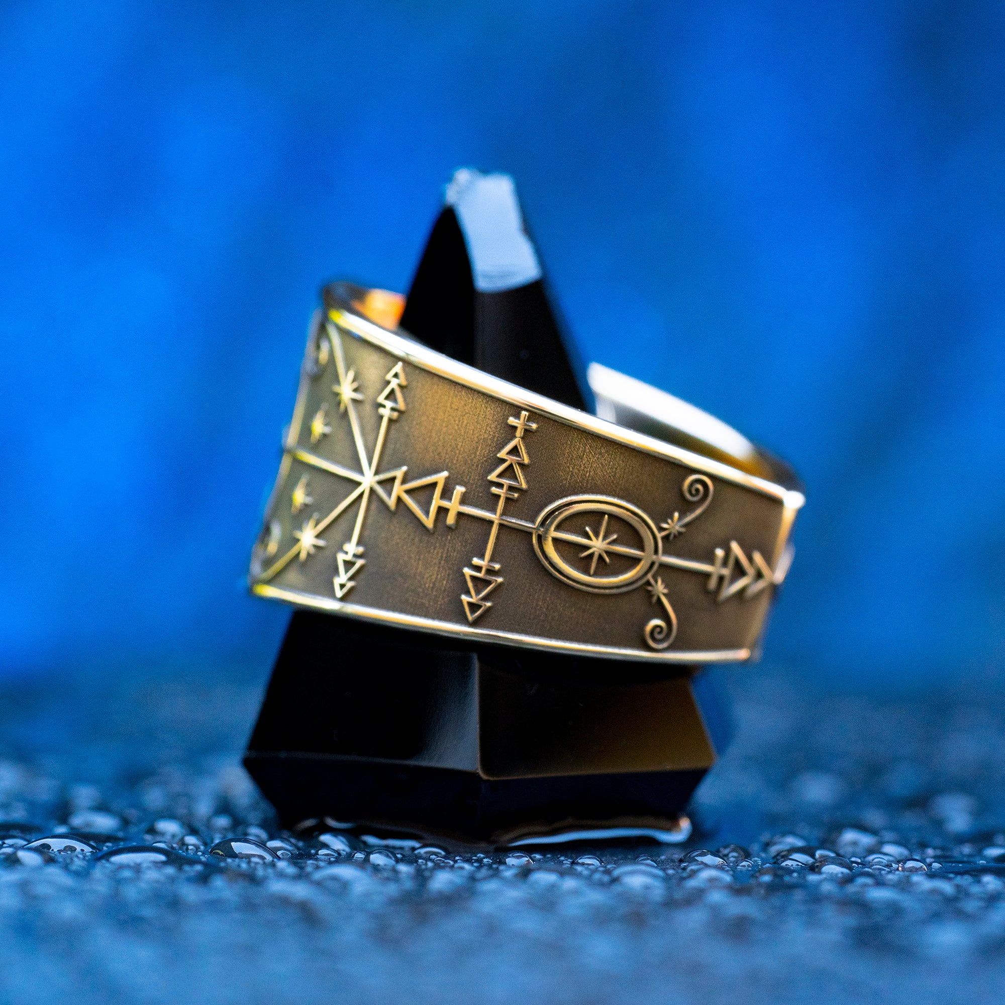 Met Kalfou ring with Vodou veve symbolism of crossroads, night gates, road opening, road closing, and spiritual protection