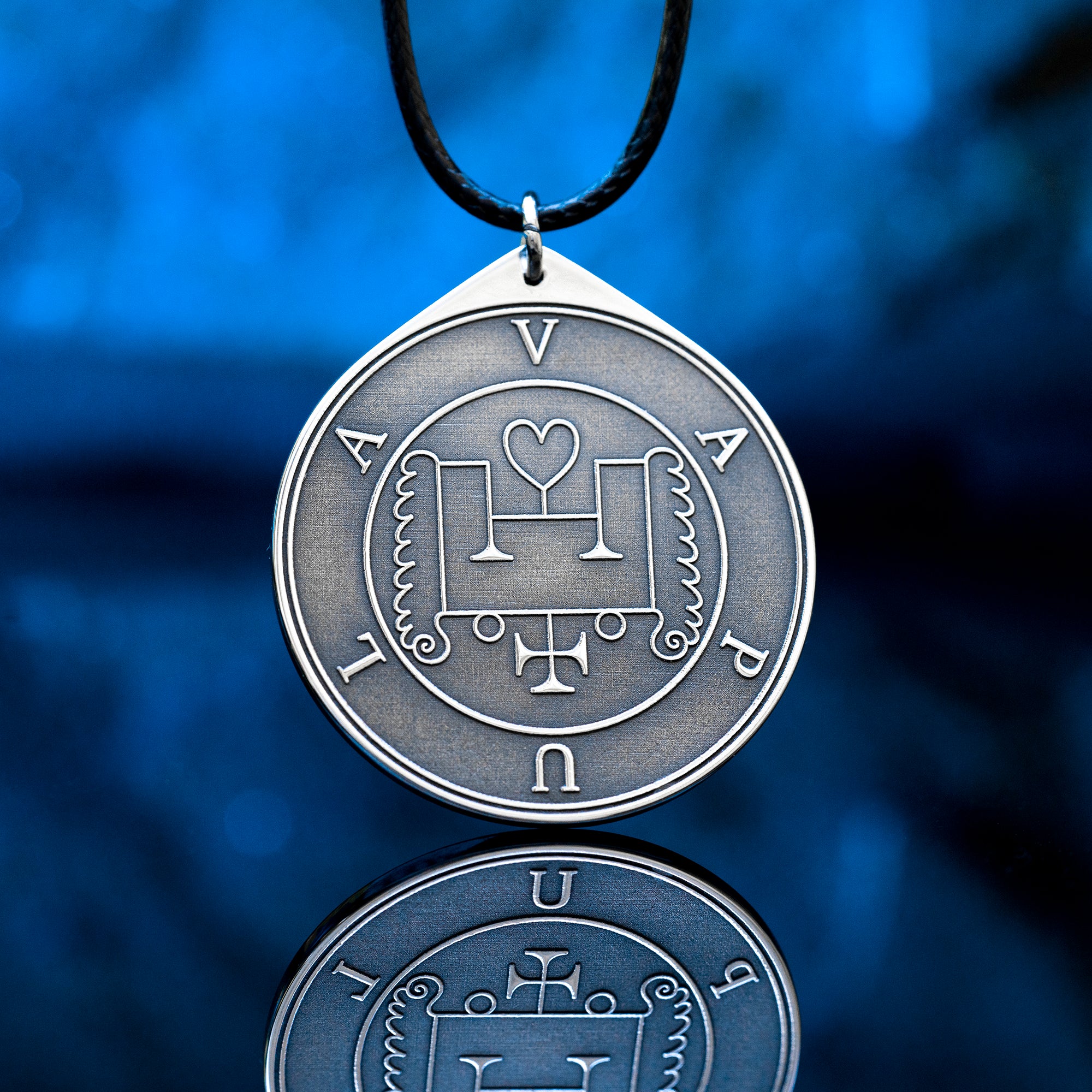 Vapula Seal Pendant
