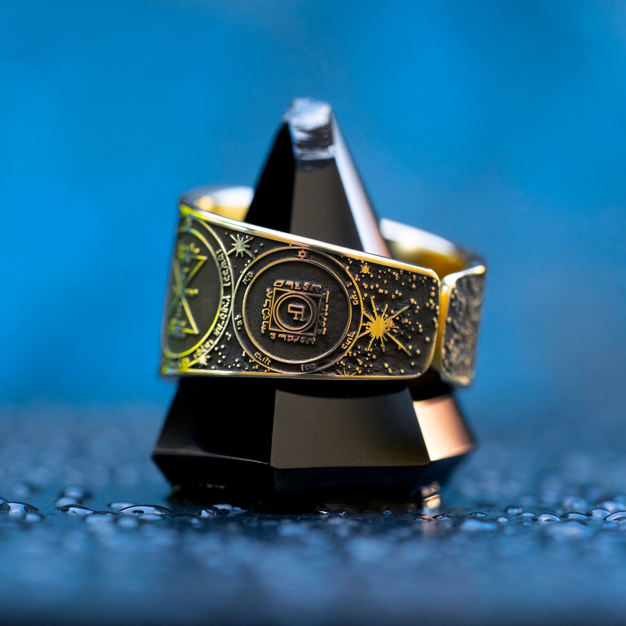Venus Seals Ring