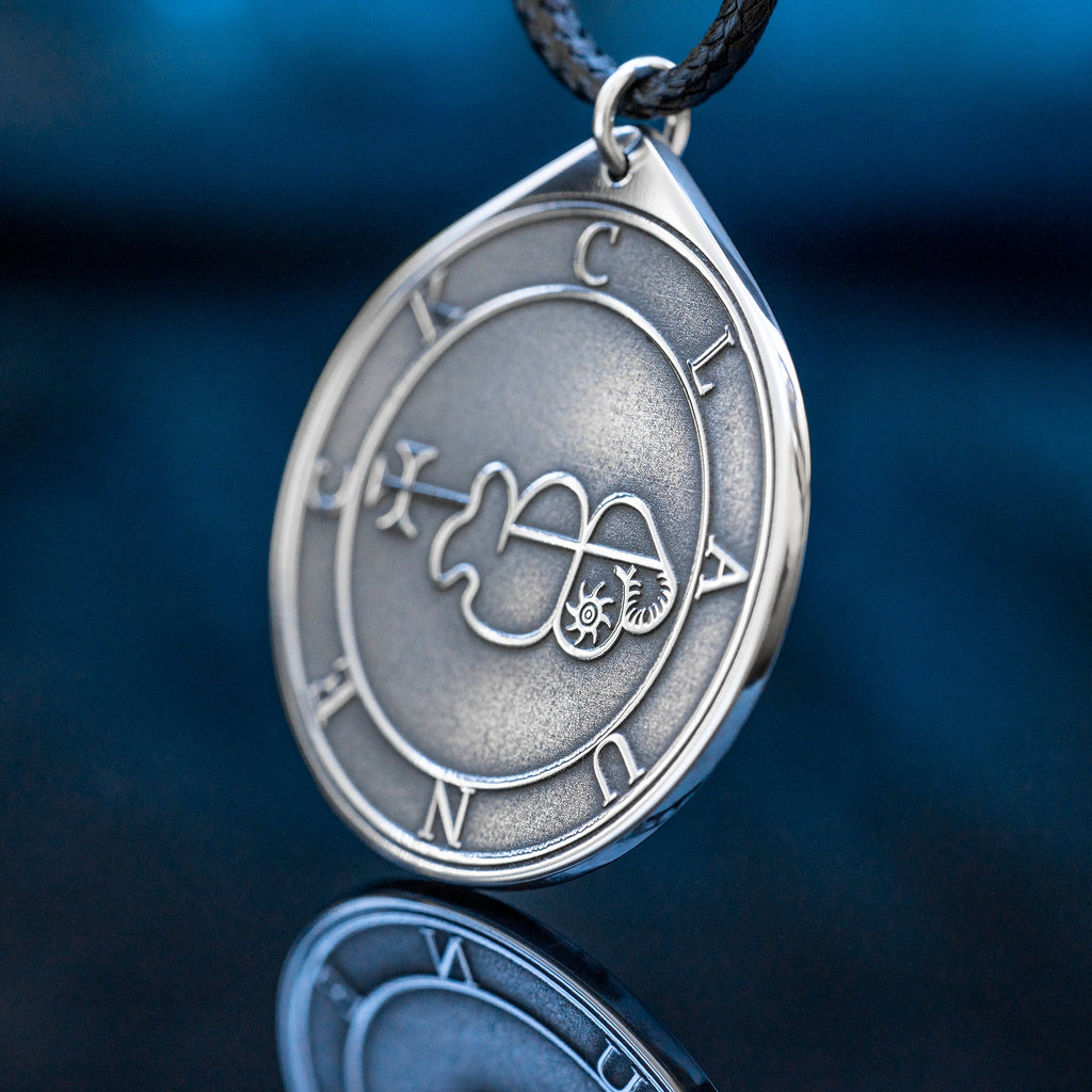Clauneck Seal Pendant