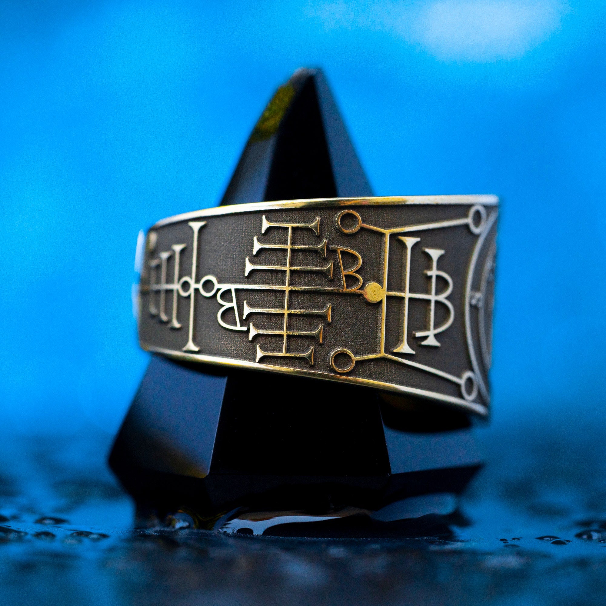 Mighty Prince Ipos Ring: Occult Seal, Sacred Geometry