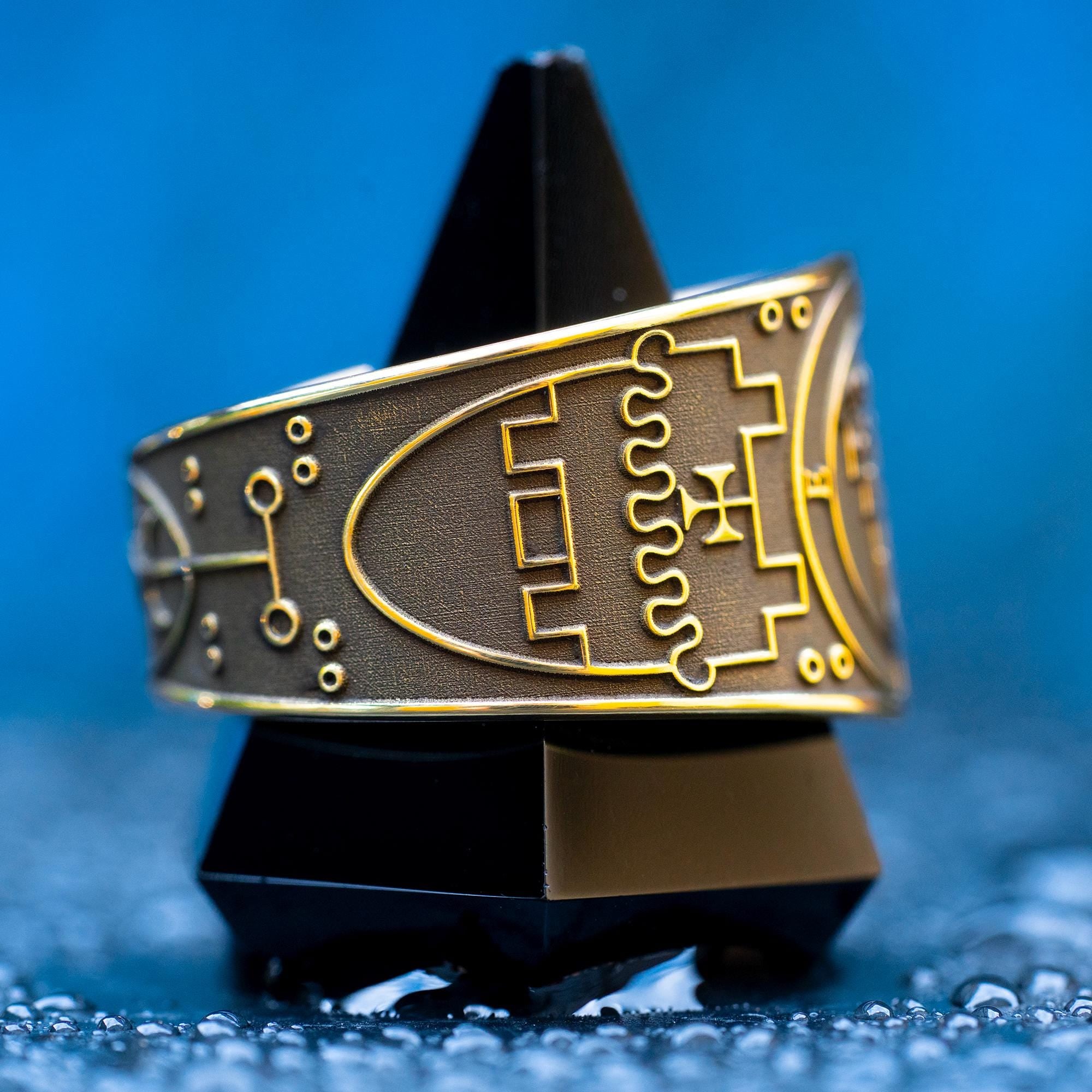 Vine Brass Ring: Demon of Secrets and Storms, Solomon kabbalah amulet