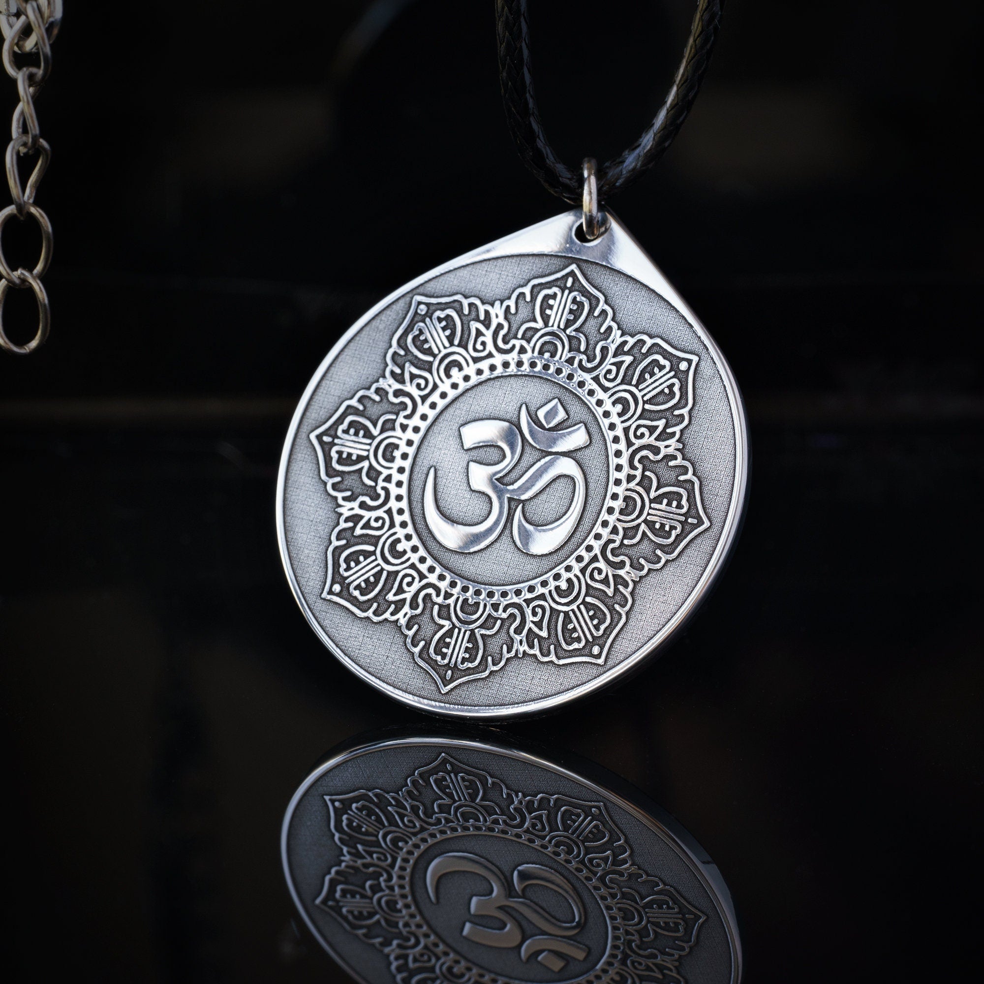 OM Lotus Pendant Yoga Mantra Sacred Chakra Yantra amulet pendant occult magic talisman