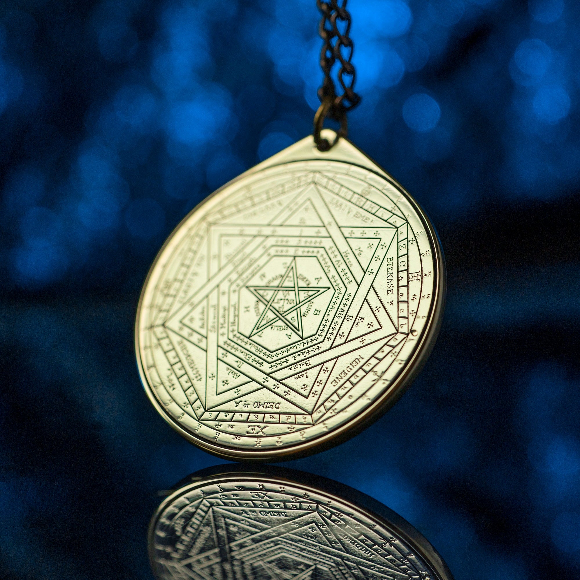 Enochian Great Tablet Seal of Truth Sigillum Dei Ameth Solomon kabbalah pendant magic goetia