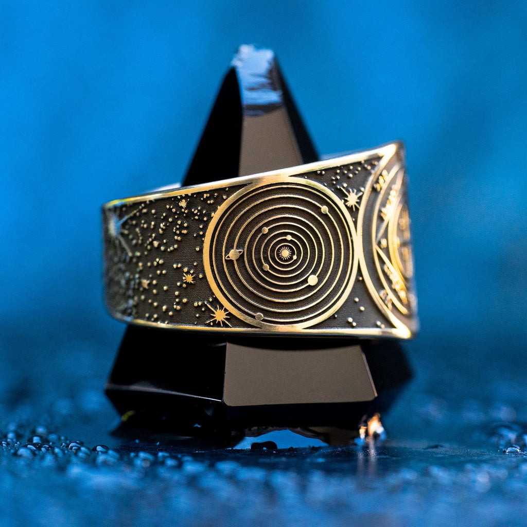 Fifth Pentacle of Saturn Ring: Goetia Solomon Kabbalah Amulet Talisman