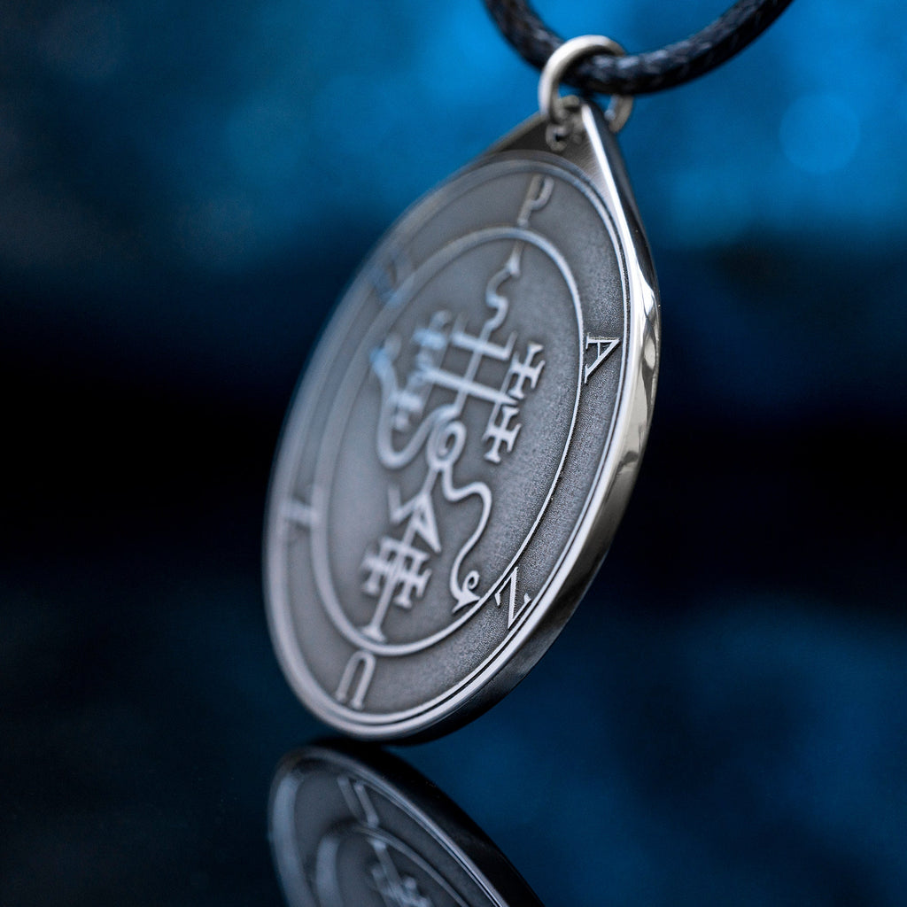 Pazuzu - Demon King of Wind and Storms, Sumerian and Assyrian demon pendant Mesopotamian Seal protection empowerment talisman occult magic