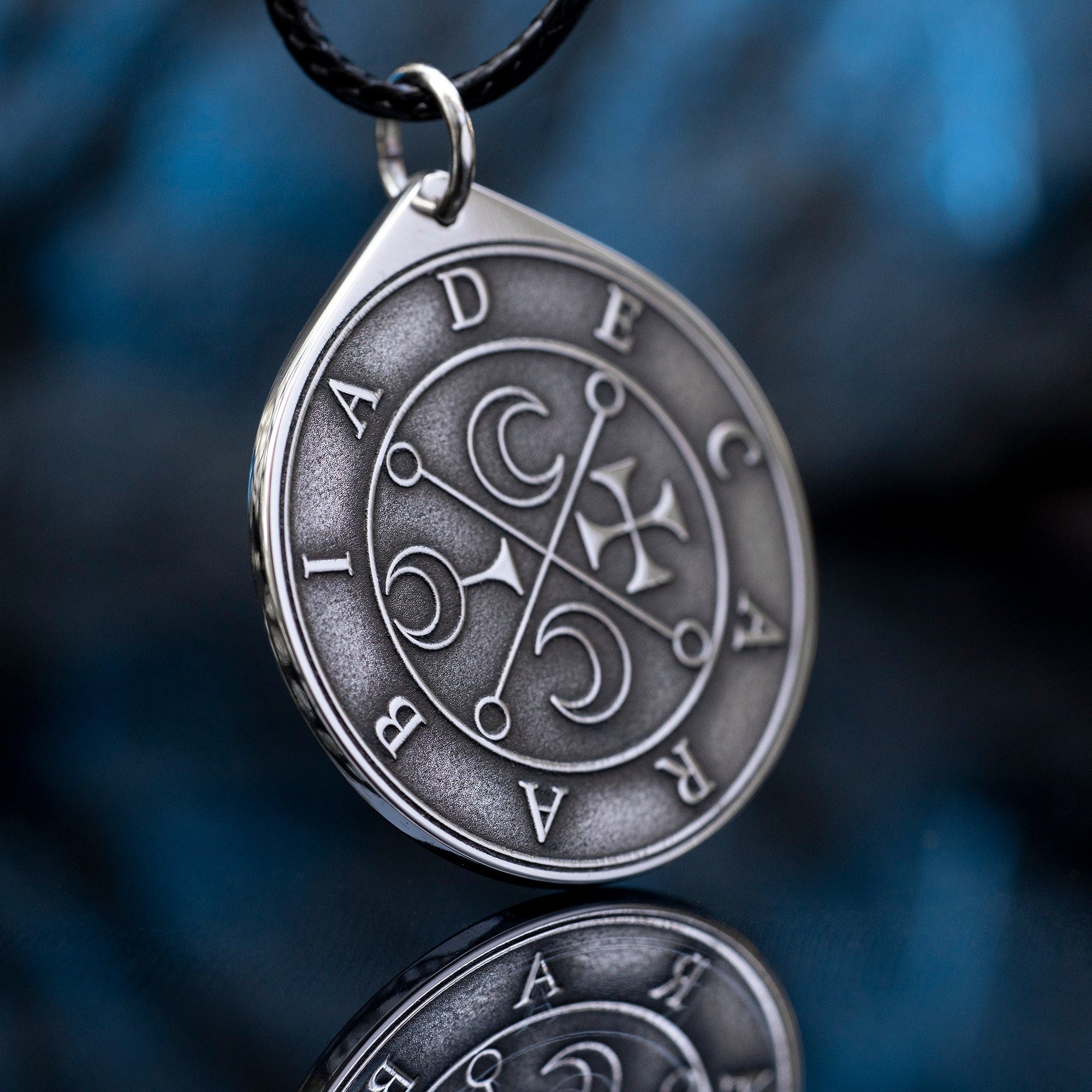 Decarabia Seal Pendant: Lesser Key of Solomon Amulet