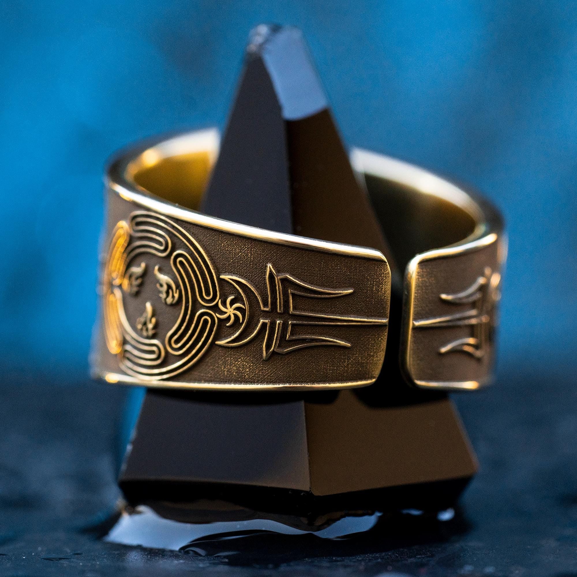 Hecate Wheel Ring: Triple Moon Goddess, Pagan Witchcraft Talisman