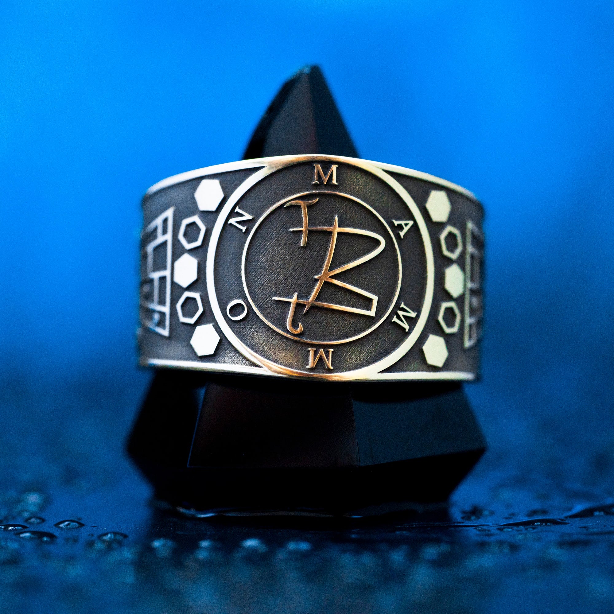 Mammon Spirit Ring: Adjustable Brass Occult Seal