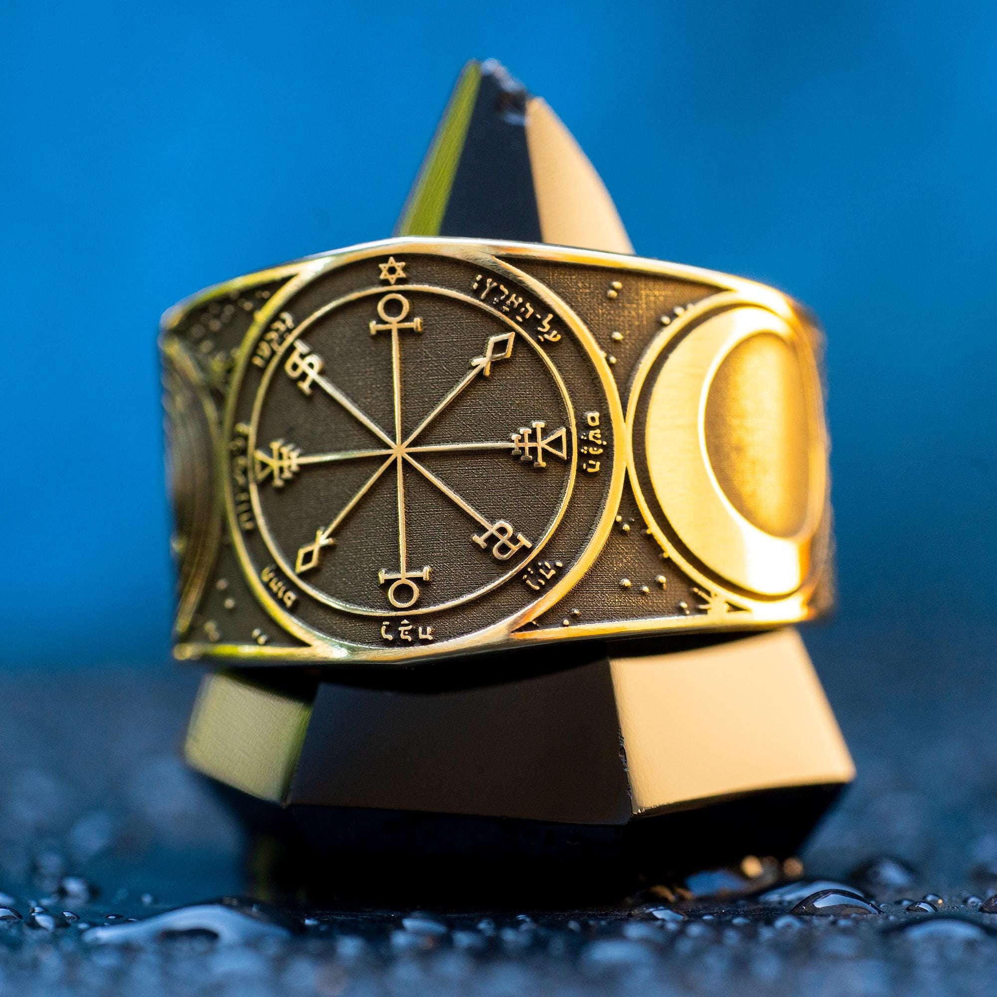Goetia Sixth Pentacle of the Moon Ring: Kabbalah Amulet Talisman
